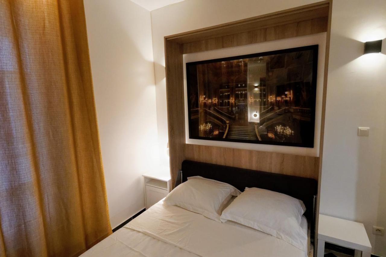 Appartement Opera / Galeries Lafayette : *
